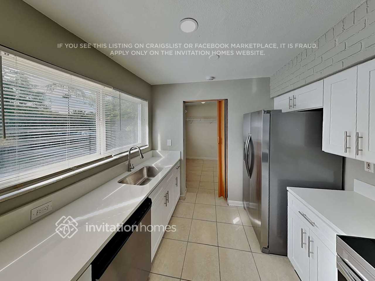 1230 Nw 176th Ter - Photo 5 of 16