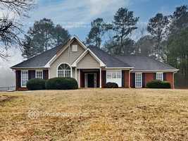 featured image of 401 Stuarts Ln
