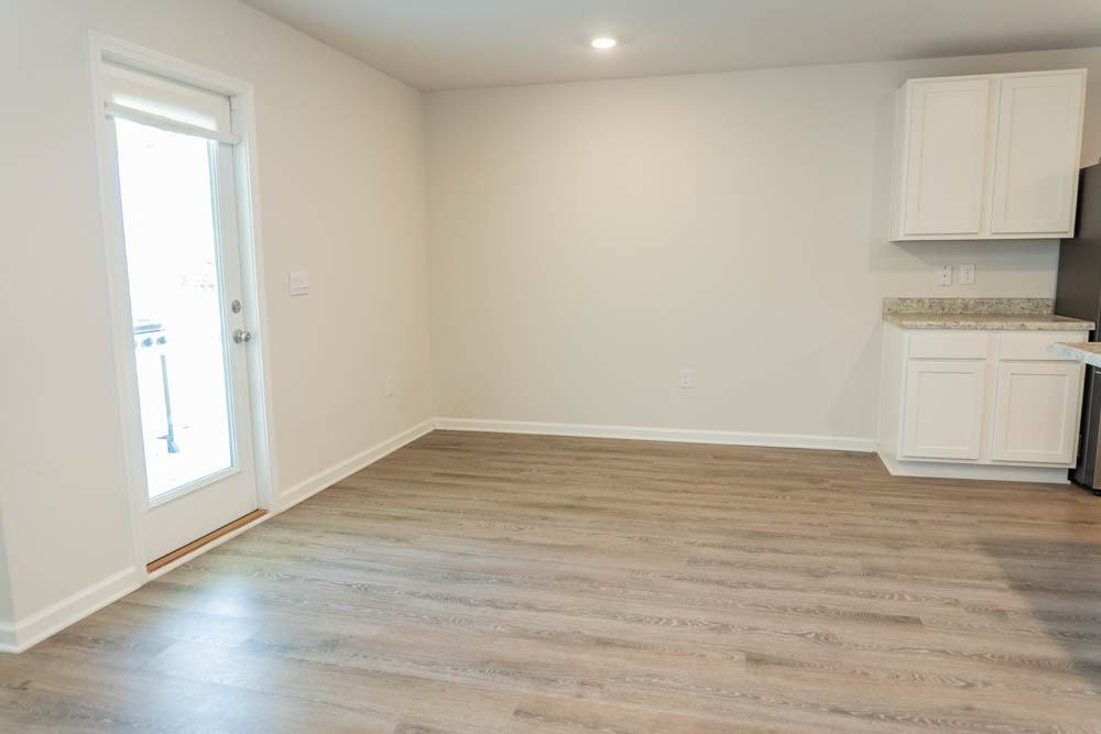 202 Laurel Hill St - Photo 6 of 31