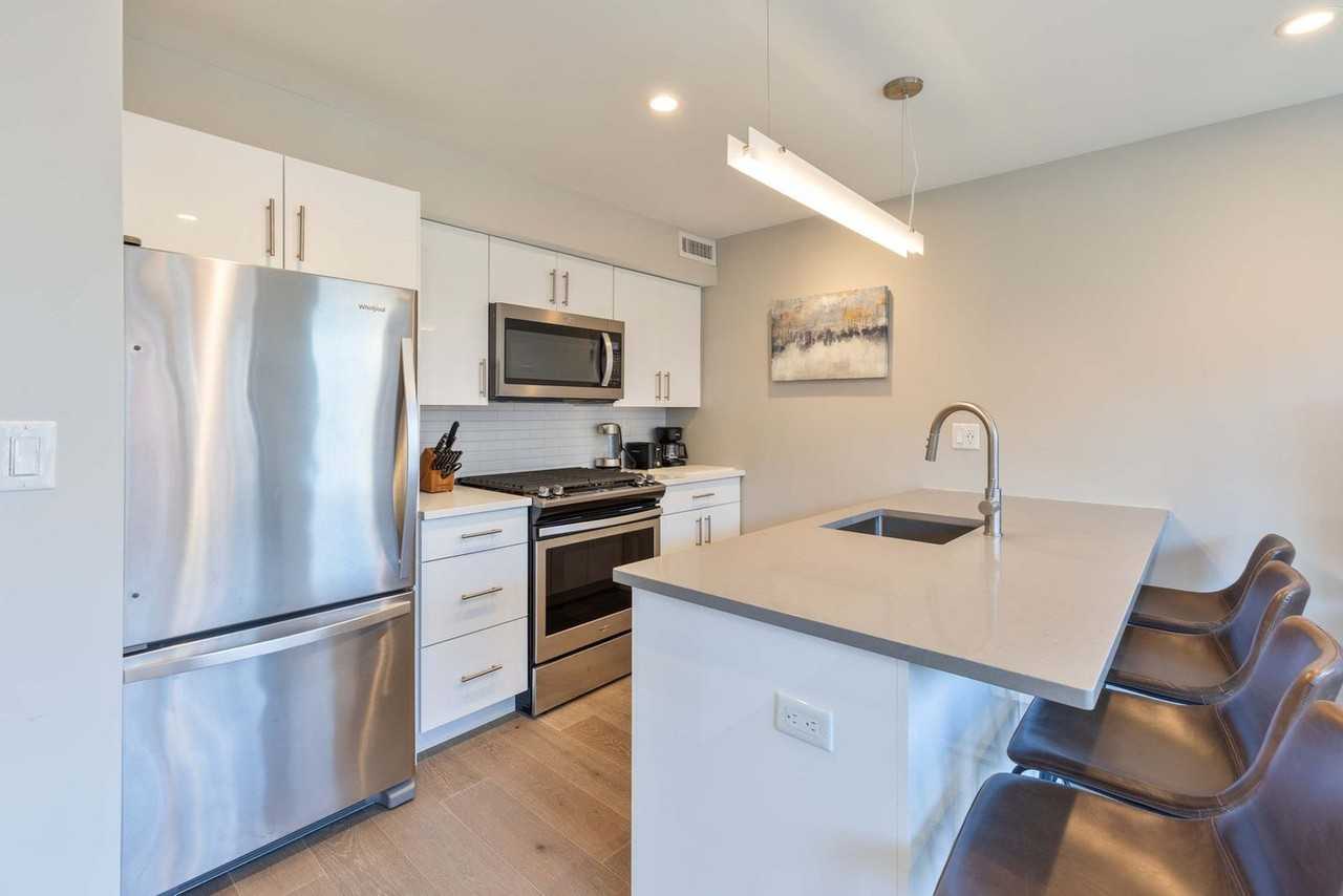 240 Freedom Trail #1318704P - Photo 3 of 10