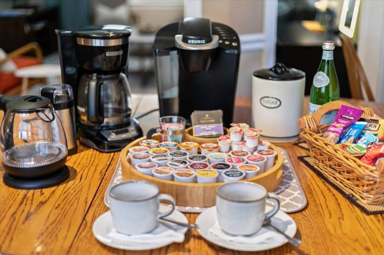 46 Russell St #1328029P - Photo 7 of 50