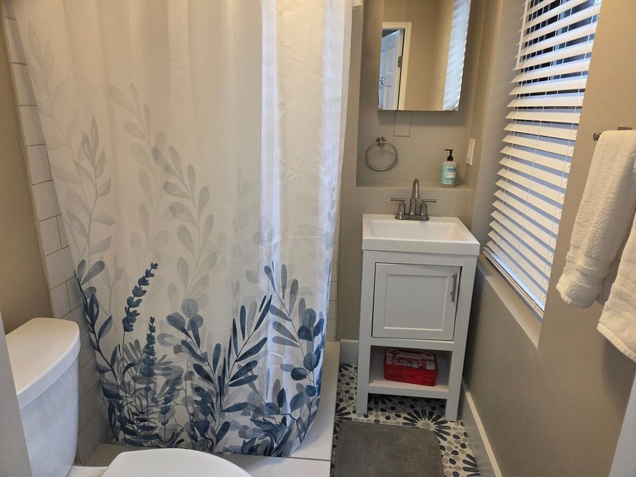 414 Cambridge St #1364229P - Photo 4 of 12