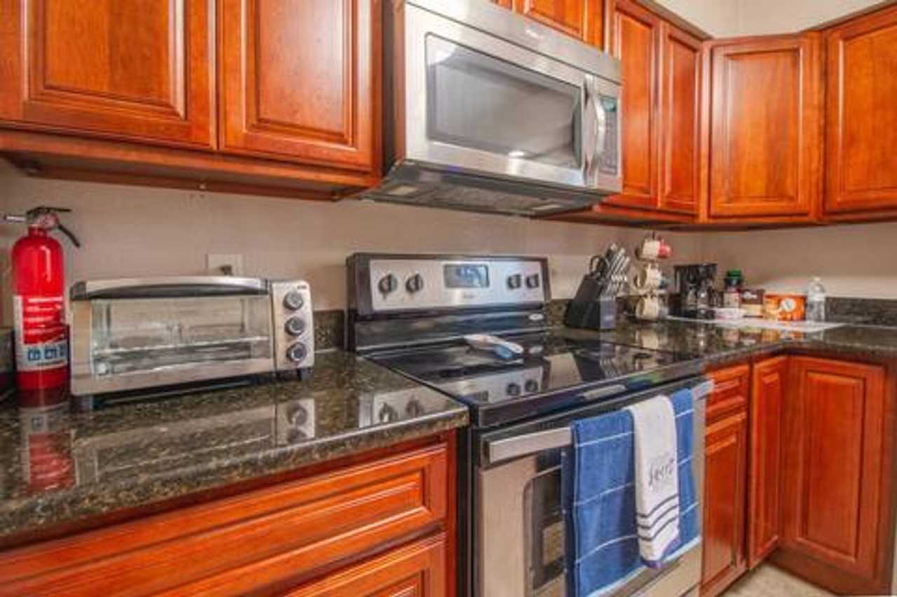 1324 Catalpa Ln #1370533P - Photo 6 of 16