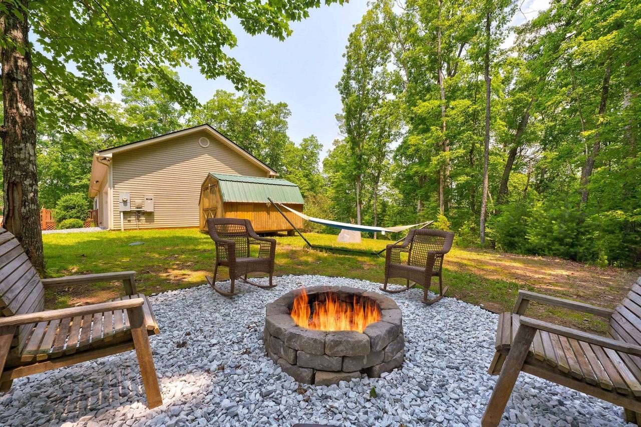 1428 Power Dam Rd #1386724P - Photo 7 of 41