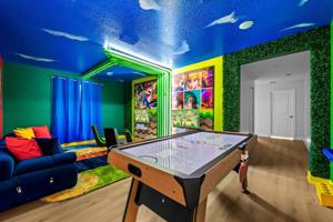 featured image of 4710 Sleepy Hollow Dr