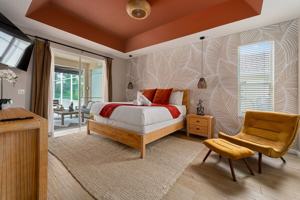 featured image of 412 N Hampton Dr