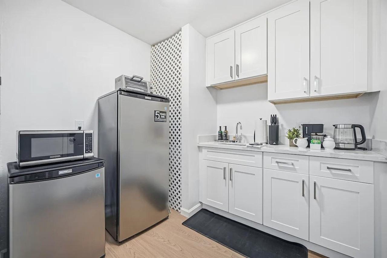 542 Columbia Ave #1460105P - Photo 2 of 21