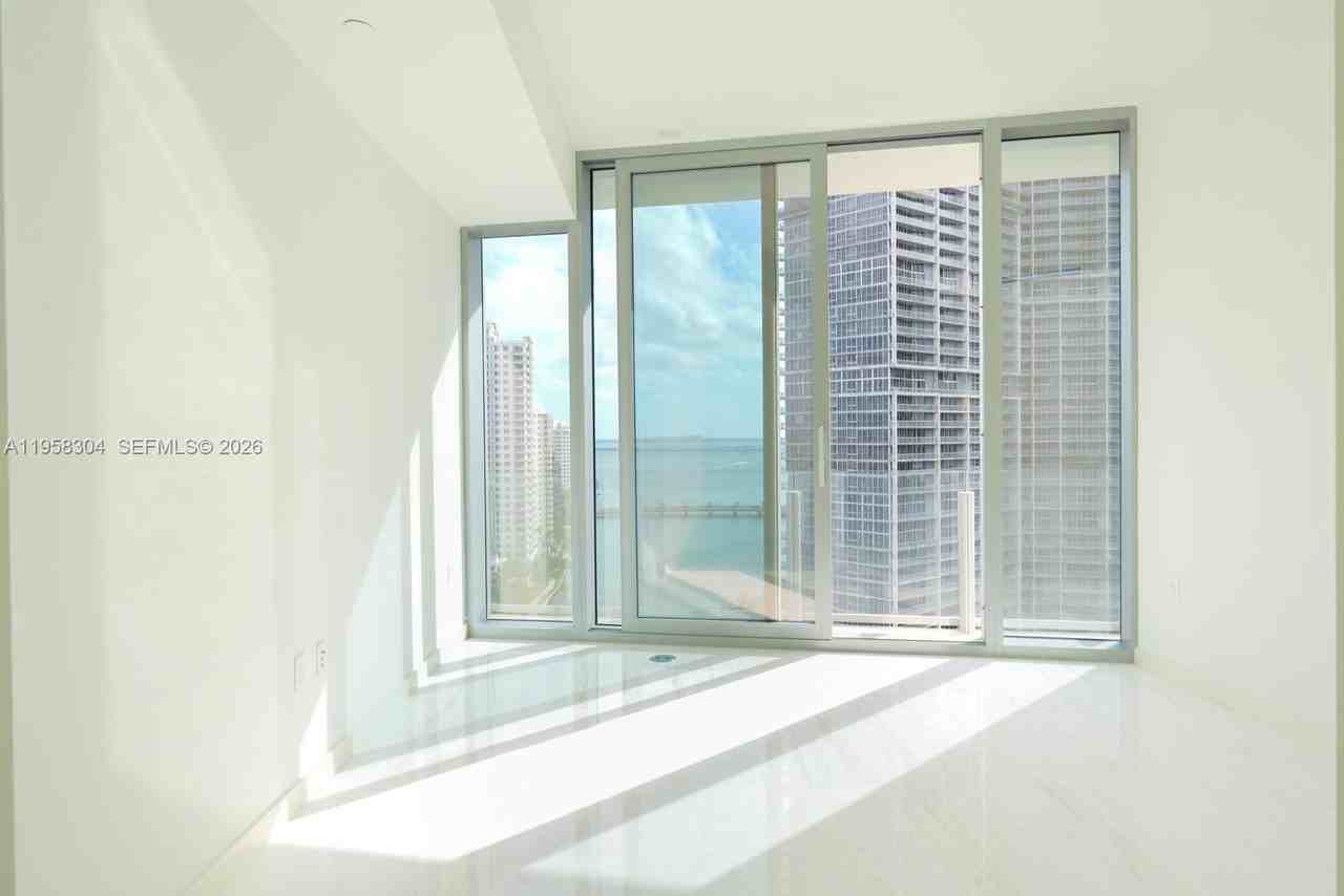 Biscayne Blvd Way & SE 2nd Ave - Photo 5 of 22