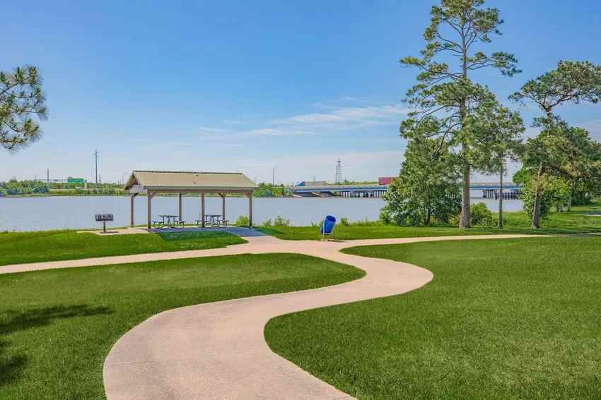 Marina Club - Photo 7 of 96