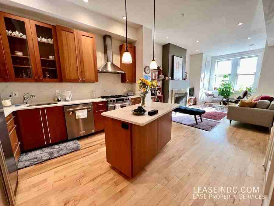 1433 R St Nw #2 - Photo 2 of 23