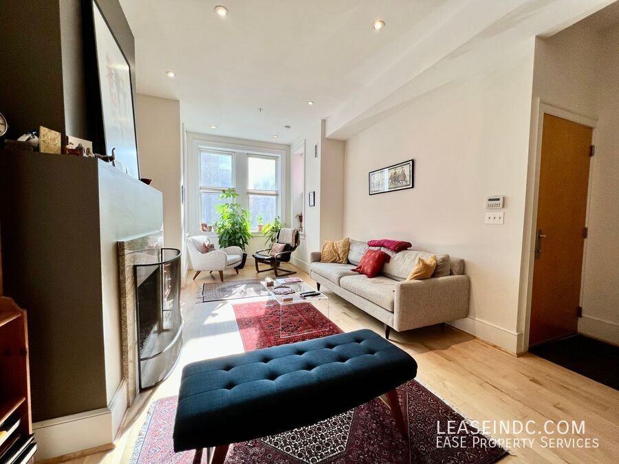 1433 R St Nw #2 - Photo 4 of 23