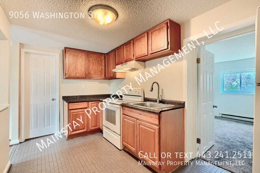 9056 Washington St - Photo 5 of 16