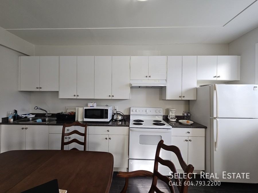 9245 Hazel St #1 - Photo 5 of 14