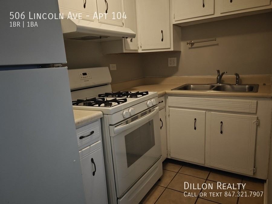 506 N Lincoln Ave #104 - Photo 5 of 10