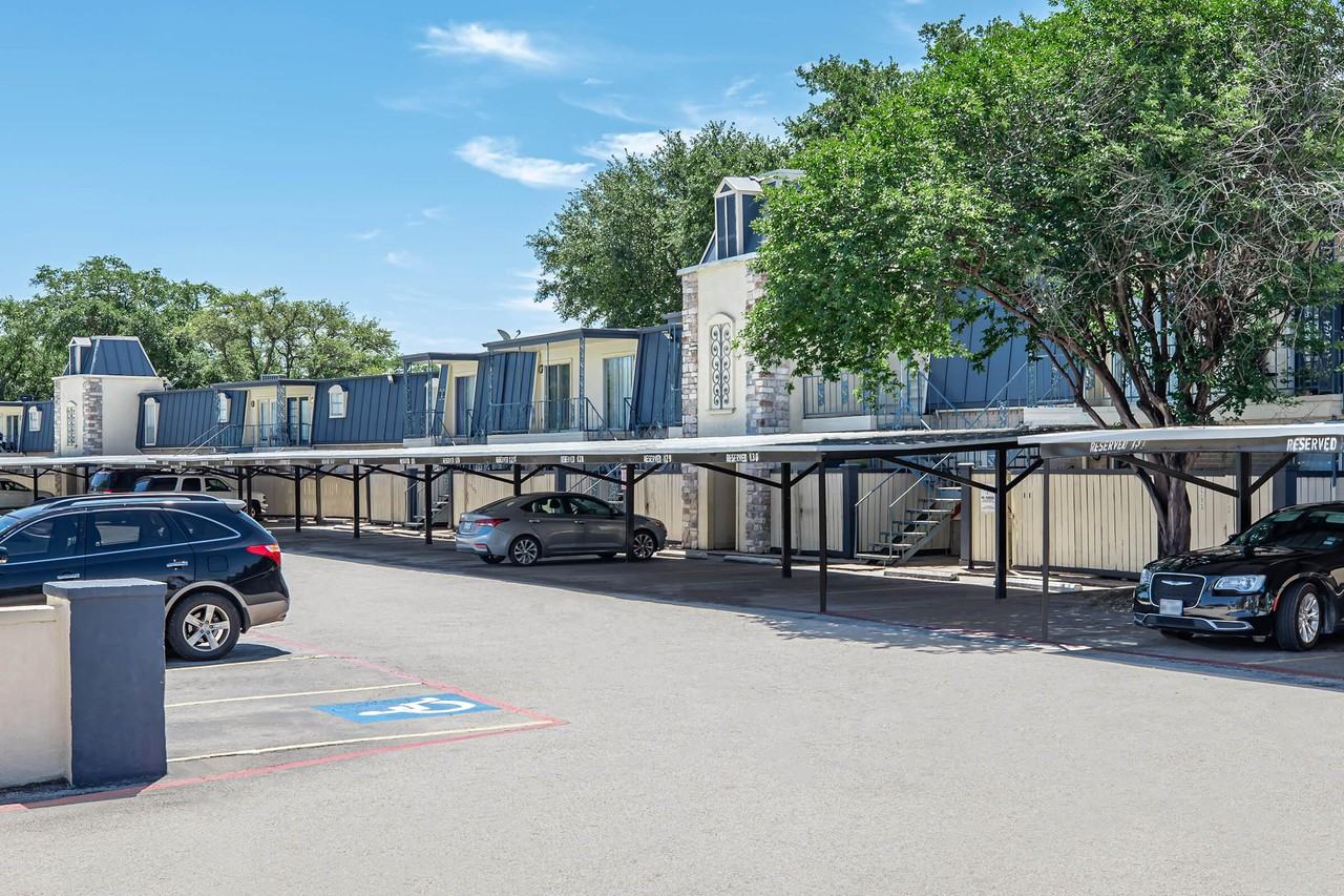 Providence at Baytown - Photo 6 of 42