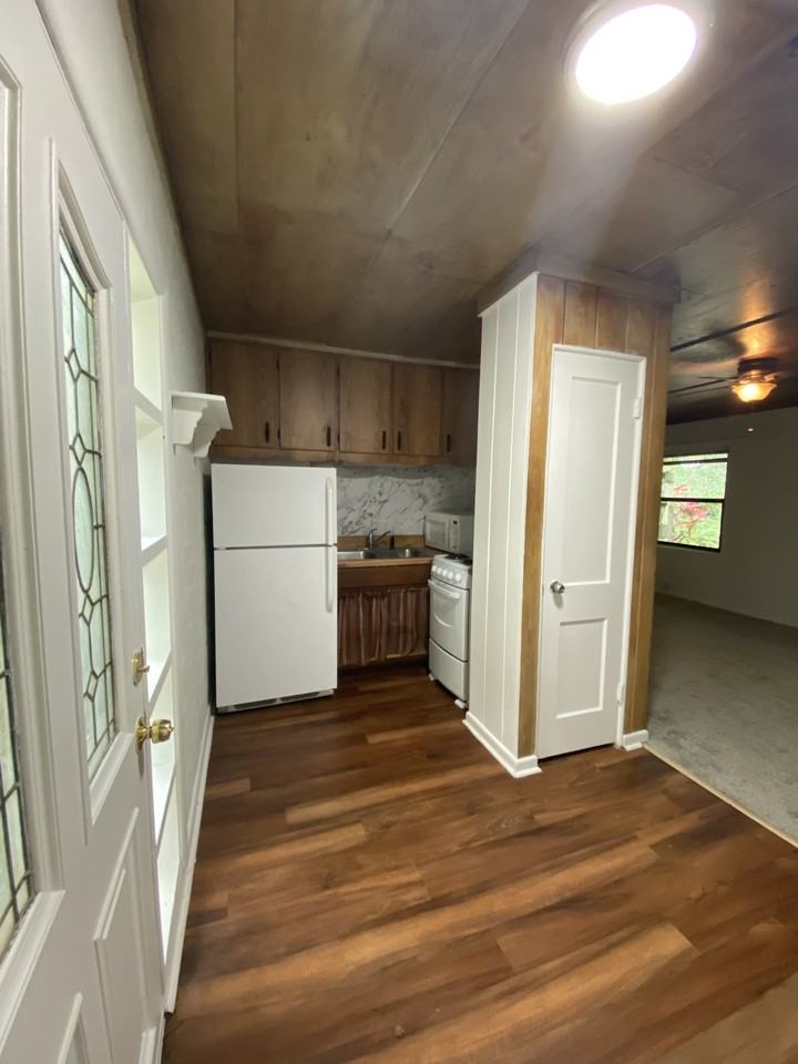 3255 Clemwood Drive - Photo 3 of 23