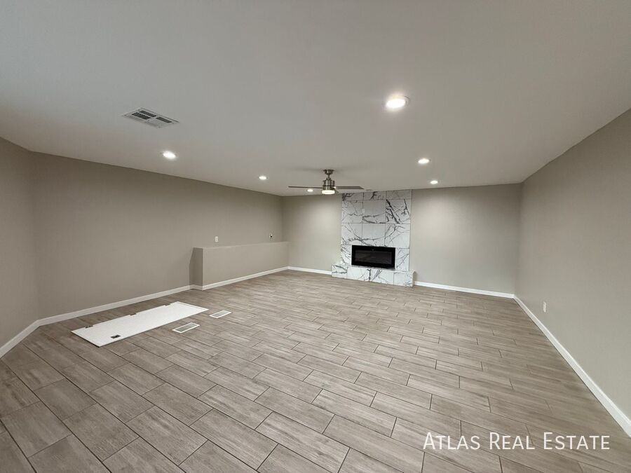 3412 W Orangewood Ave - Photo 7 of 28