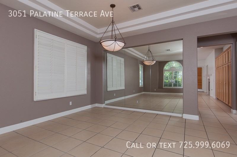 3051 Palatine Terrace Ave - Photo 5 of 19