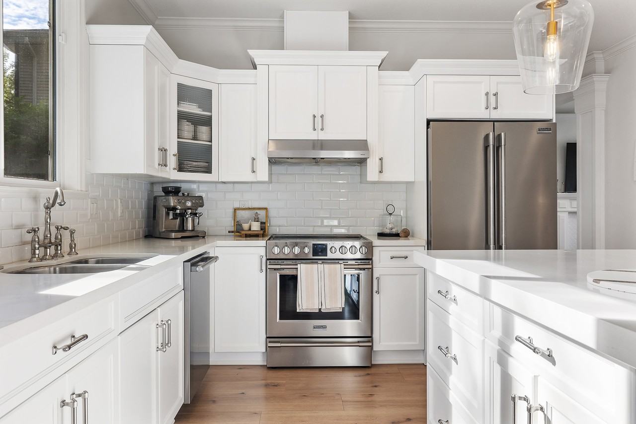 35598 Mckee Rd Uppr - Photo 7 of 37