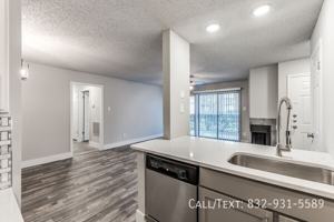 featured image of 748 N Millbend Dr #BIL