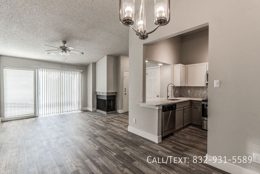 748 N Millbend Dr #BIL - Photo 4 of 8