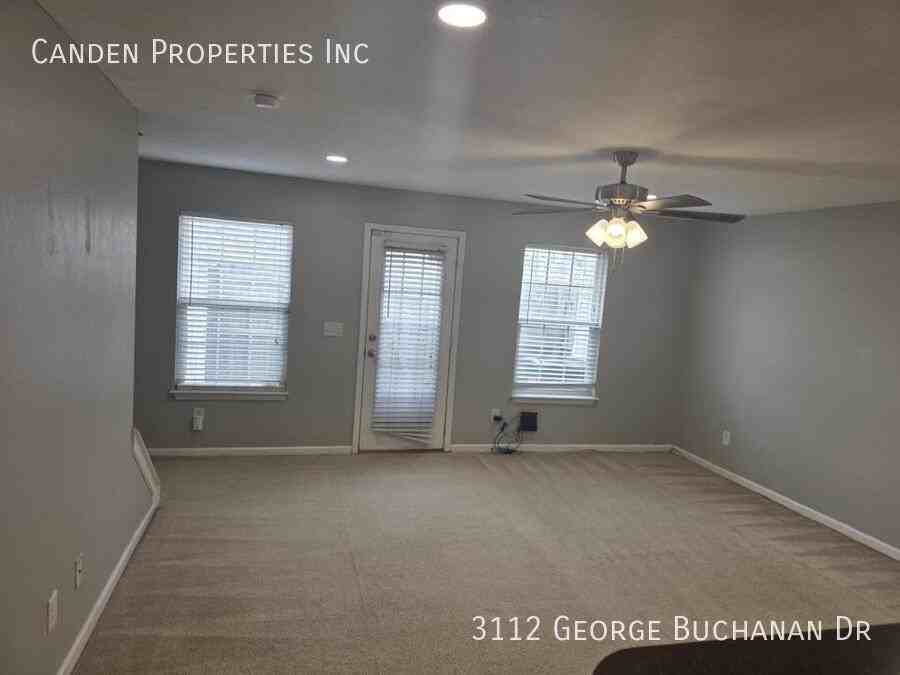 3112 George Buchanan Dr - Photo 3 of 19