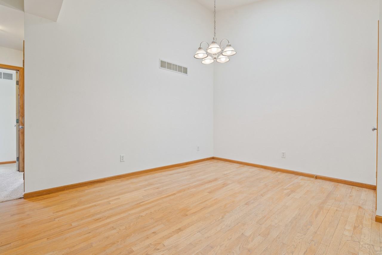 21 Redtail Bend - Photo 7 of 38