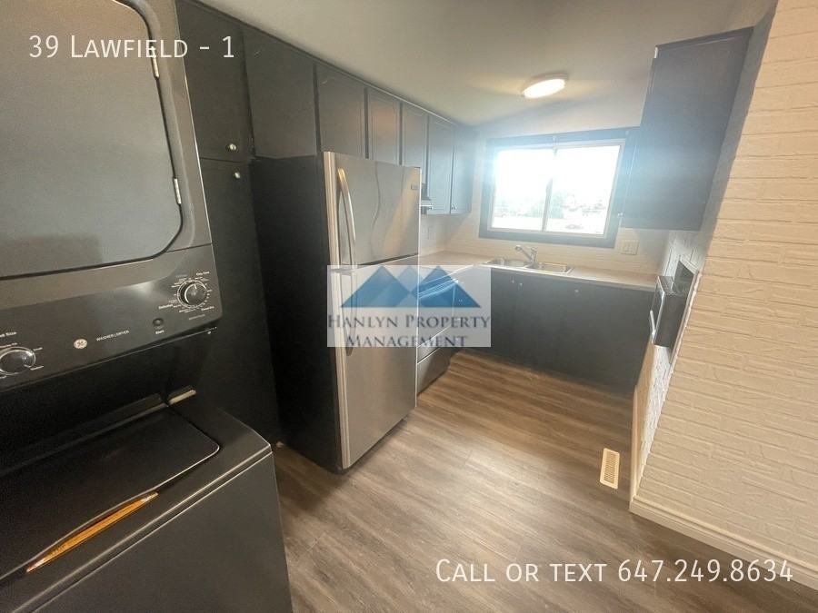 39 Lawfield Dr #1 - Photo 3 of 15