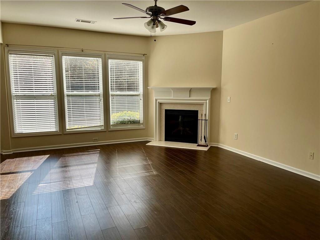 2279 White Alder Dr - Photo 4 of 34