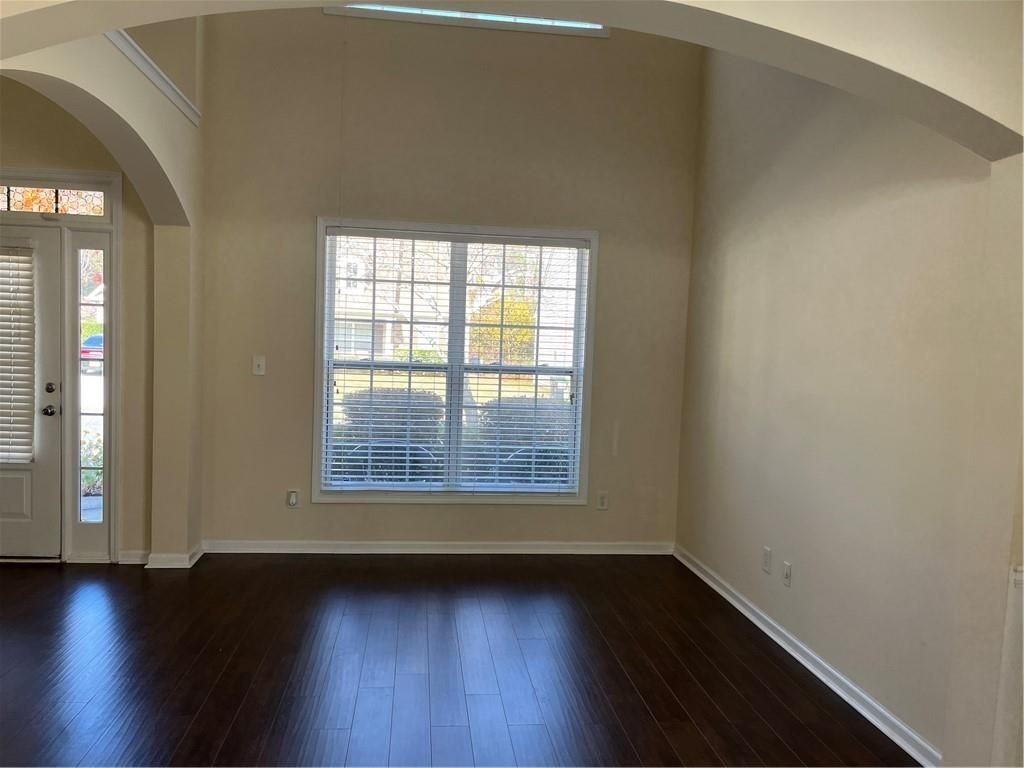 2279 White Alder Dr - Photo 7 of 34