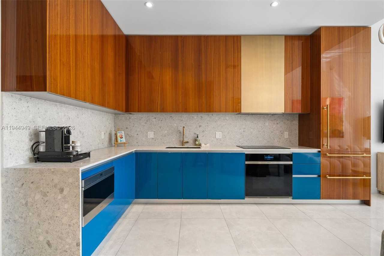 Blaine St & Tigertail Ave - Photo 4 of 11