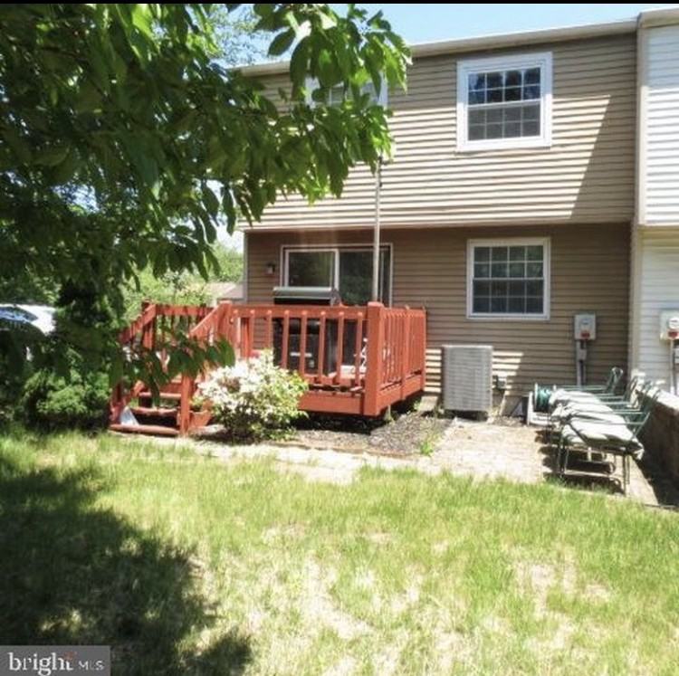 679 S 82nd St - Photo 2 of 15