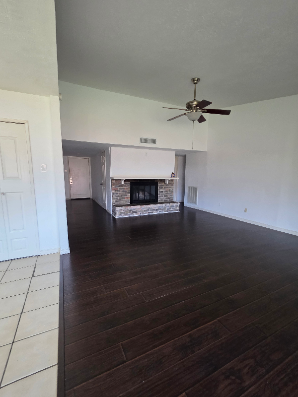 3011 Lockwood Cir - Photo 2 of 12