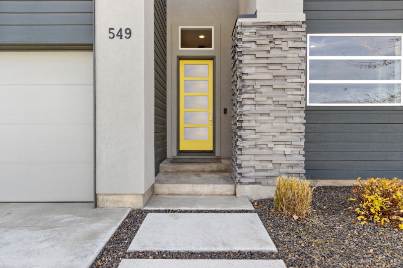 549 W Buroak Dr - Photo 3 of 50