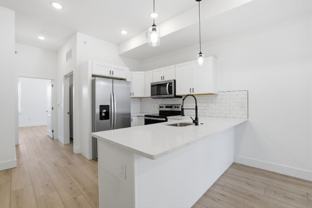 147 N Gross St #6 - Photo 1 of 1