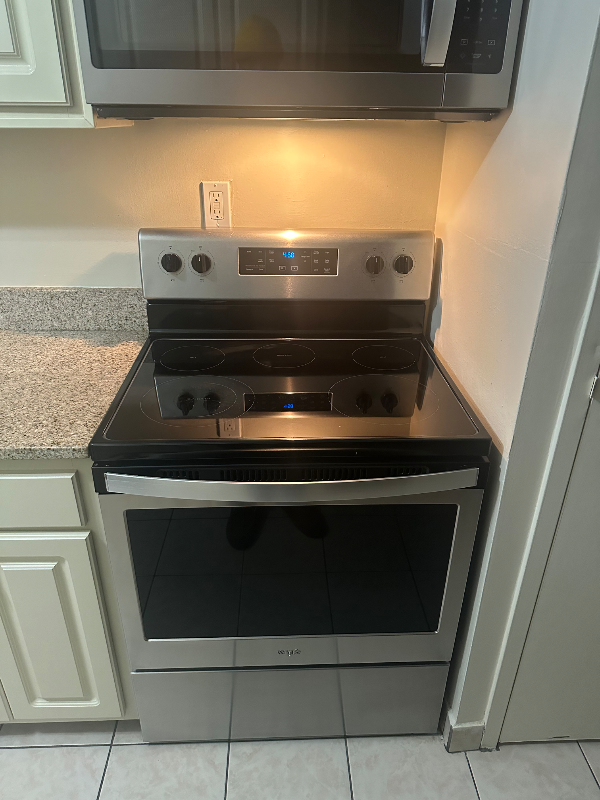 250 S Reynolds St #1104 - Photo 7 of 14