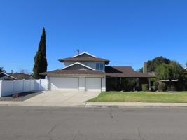 featured image of 11852 Crystal Ave