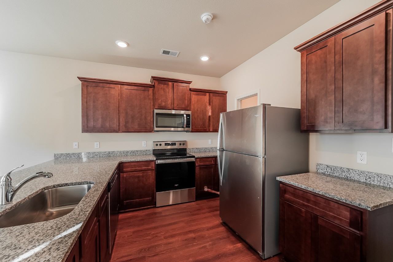 6048 Rainbow Row - Photo 7 of 21