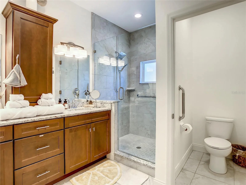 902 8th Ave Nw - Photo 4 of 14