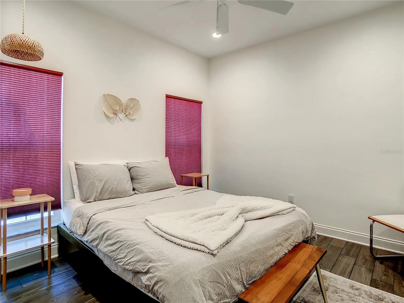 902 8th Ave Nw - Photo 6 of 14