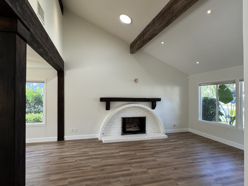 28916 Timberlane St - Photo 4 of 17