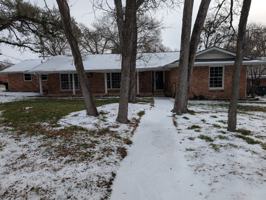 featured image of 3001 El Camino Dr