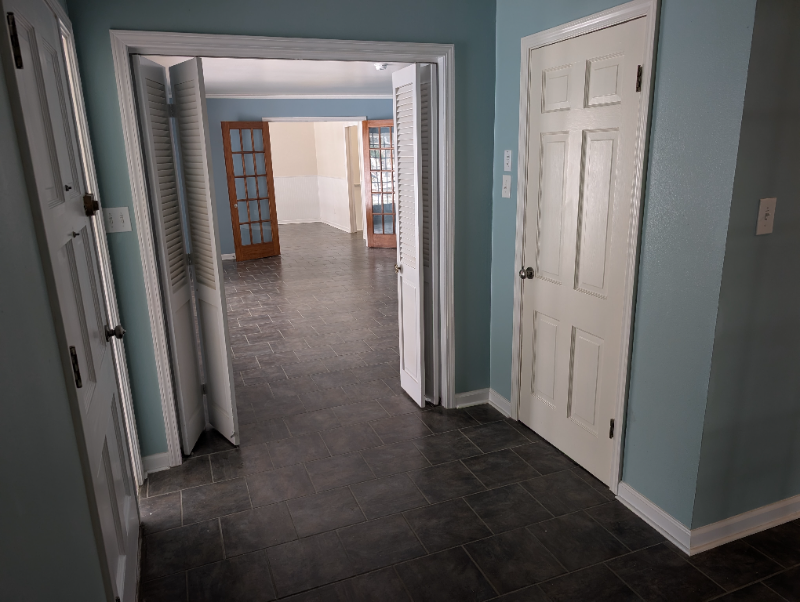 3001 El Camino Dr - Photo 2 of 20