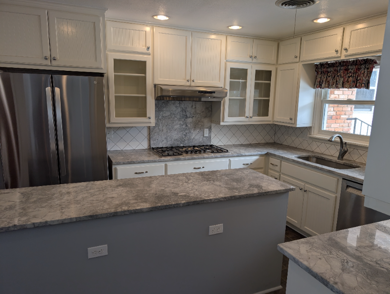 3001 El Camino Dr - Photo 6 of 20