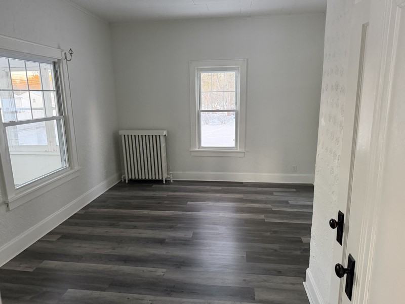 236 Glenmont Rd - Photo 6 of 9