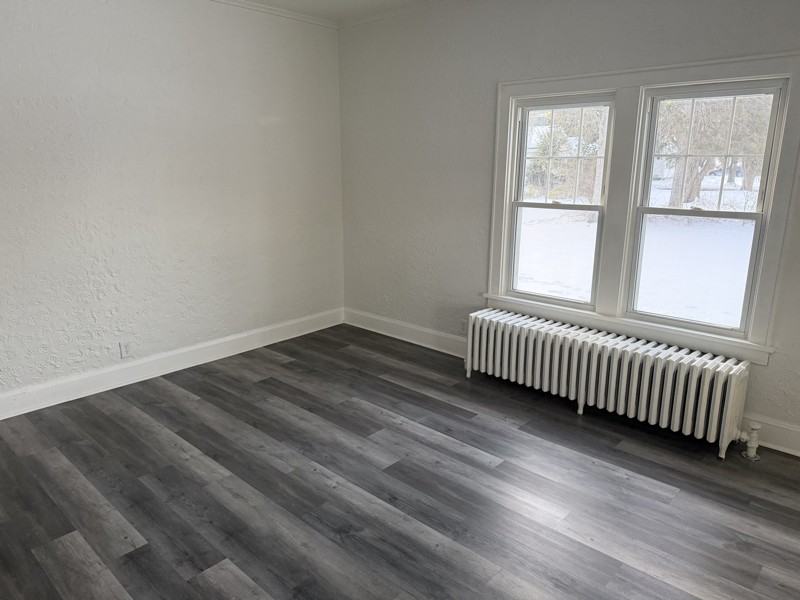 236 Glenmont Rd - Photo 7 of 9