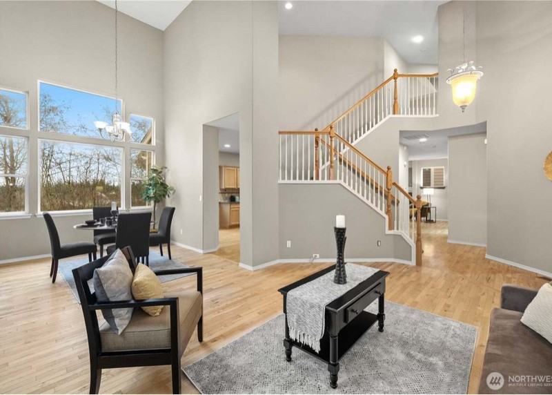 6322 Rebecca Ave Se - Photo 5 of 20