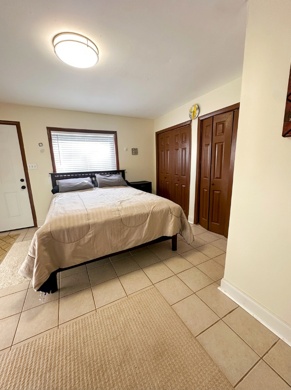 2164 Penrose Dr - Photo 3 of 19