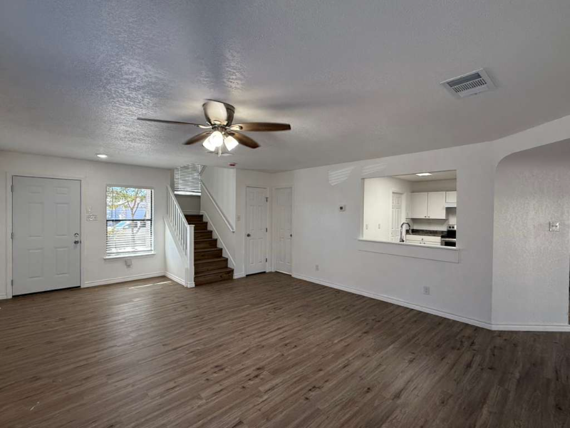 6627 Damon St - Photo 6 of 18