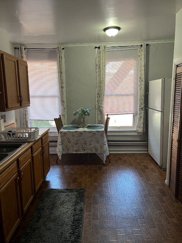 7 Lake St #2 - Photo 4 of 5